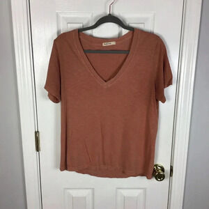 Marine Layer Boyfriend V-Neck Tee in Bombay Brown Size Small